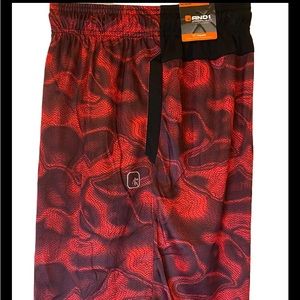 And 1 NWT Men’sBoy’s Basketball Shorts Red/Grey/Black Sz L 11” Inseam Drawstring